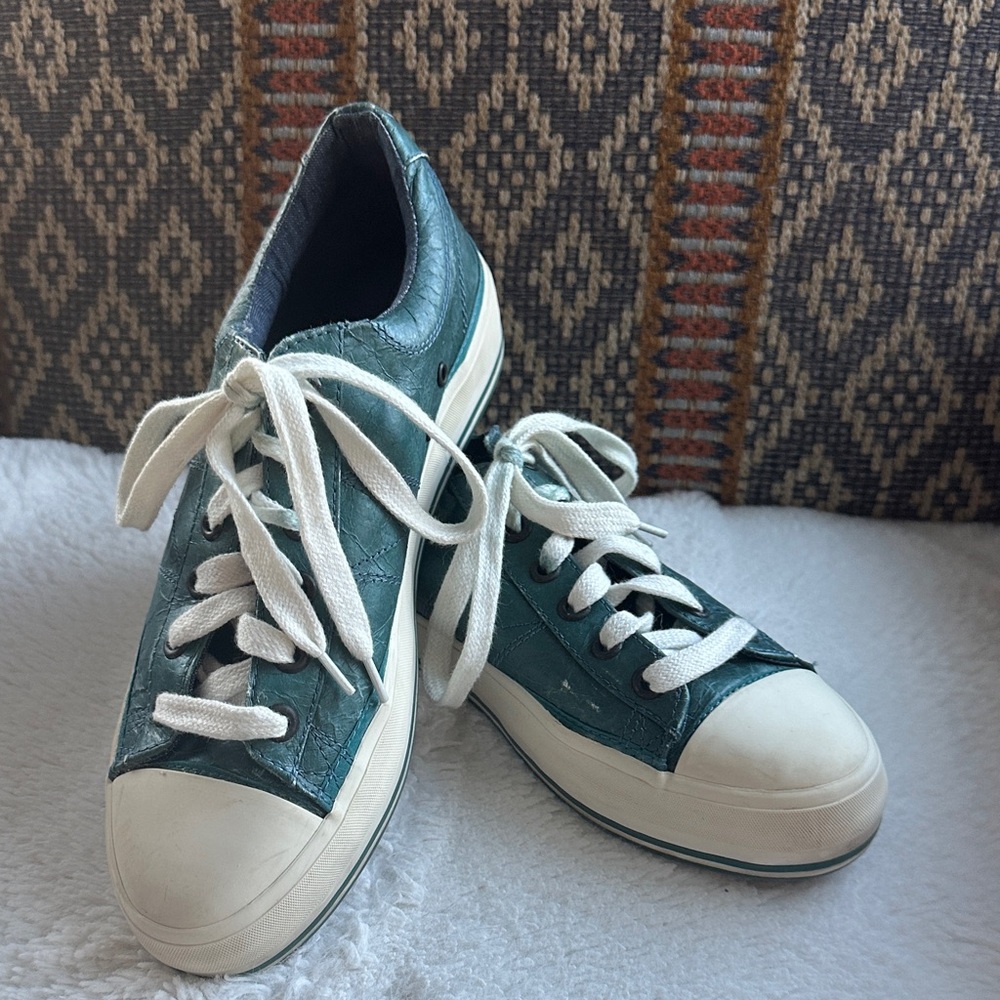 Calvin Klein Leather Sneakers | 8.5